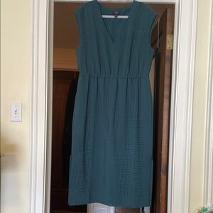 Elegant Teal Sleeveless Dress